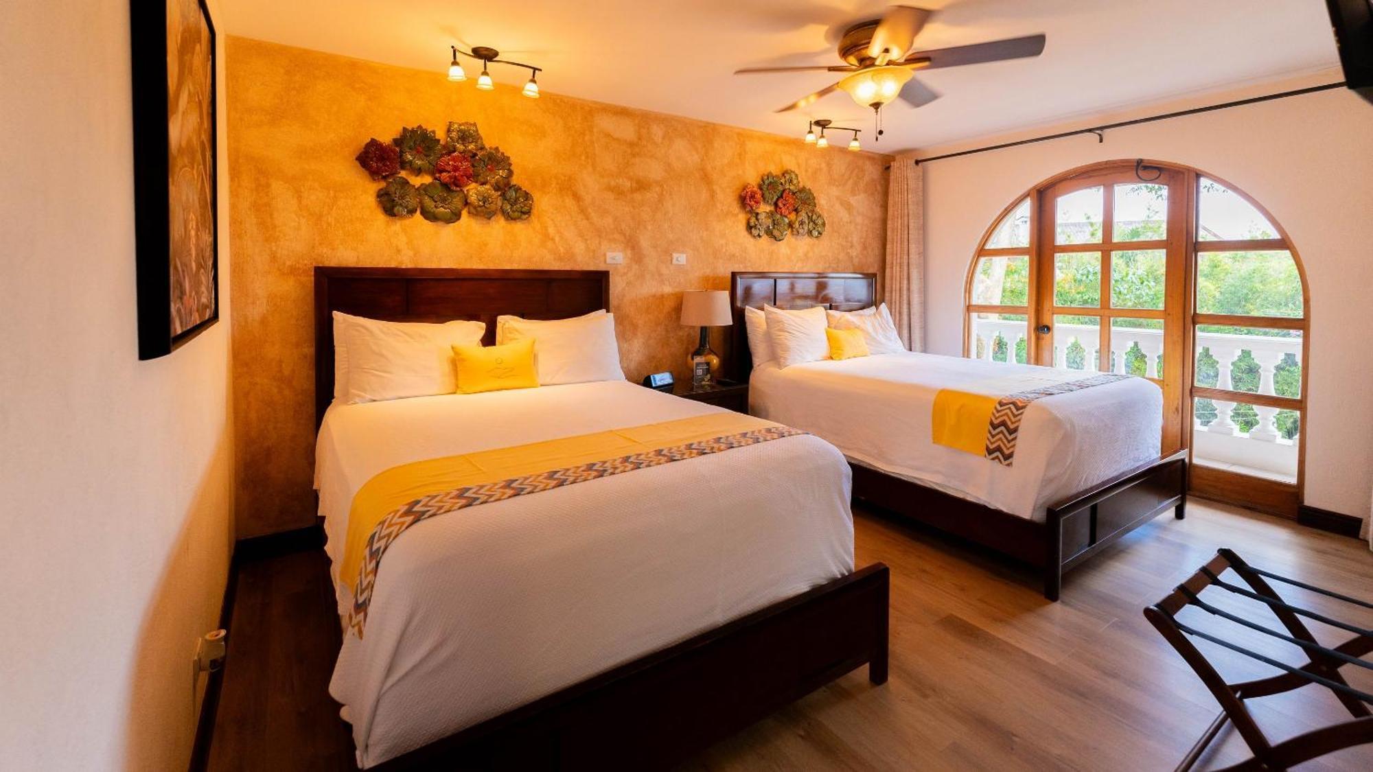 Buena Vista Chic Hotel Pilas Dış mekan fotoğraf